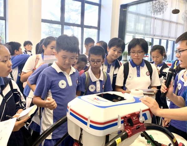 精彩回顧丨走進(jìn)無人機(jī)科普教育基地，當(dāng)一回小小飛行員！